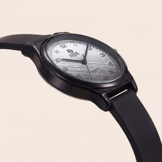 Classic Everyday Quartz Watch – Textured Silver Dial with Black Strap