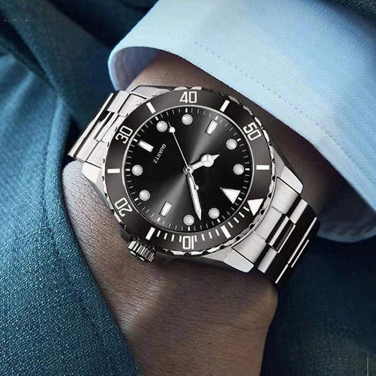 Men’s Luxury Stainless Steel Diver Style Watch – Black Dial